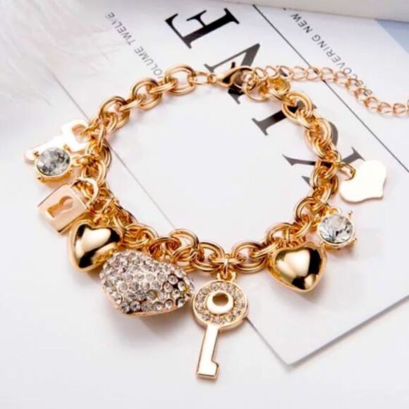 💕18k Gold “Alana” collection Crystal Charm Bracelet - Picture 1 of 5
